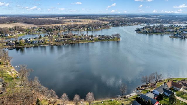 10579 Emerald Drive, Somerset Twp, MI 49233