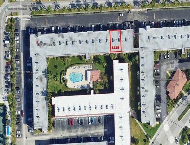 581 Blue Heron Dr 122-B, Hallandale Beach, FL 33009