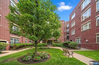 3310 Riverview Avenue 310, Englewood, NJ 07631
