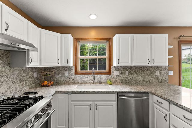 3021 Blue Grouse Street, Valparaiso, IN 46383