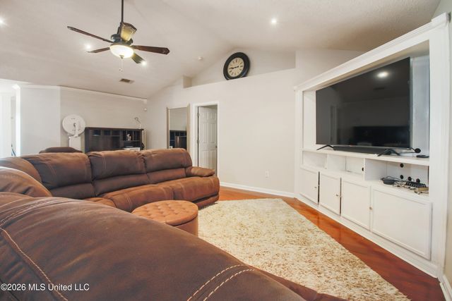 15054 Greenwell Circle, Biloxi, MS 39532