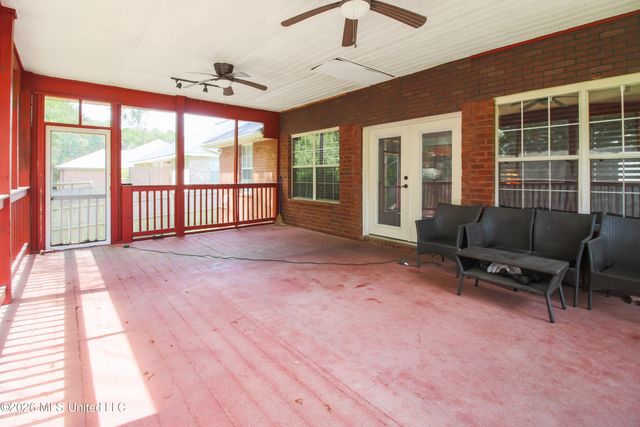 15054 Greenwell Circle, Biloxi, MS 39532