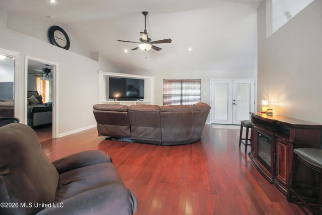 15054 Greenwell Circle, Biloxi, MS 39532