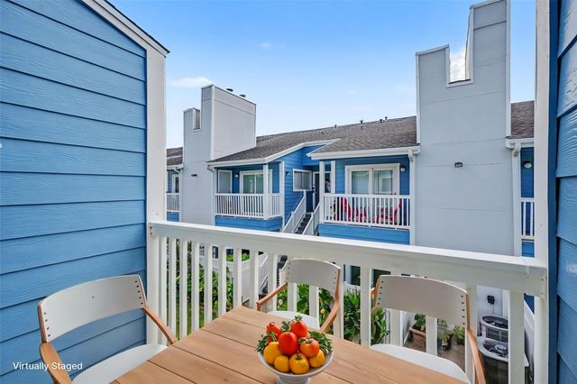 3506 Cove View Boulevard 306, Galveston, TX 77554
