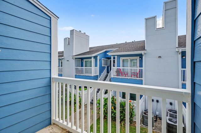 3506 Cove View Boulevard 306, Galveston, TX 77554