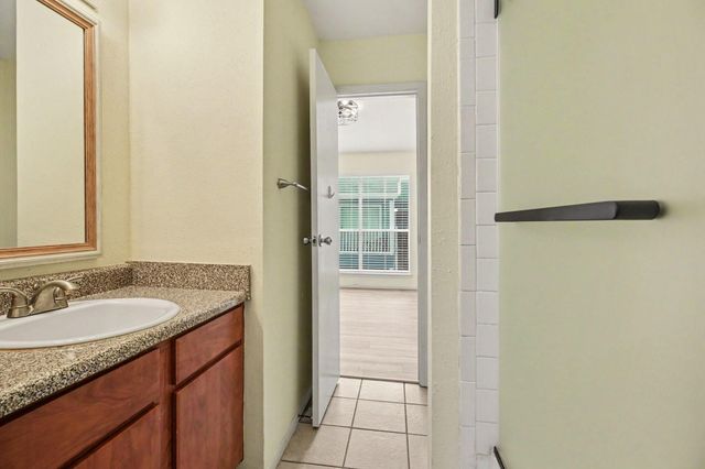 3506 Cove View Boulevard 306, Galveston, TX 77554