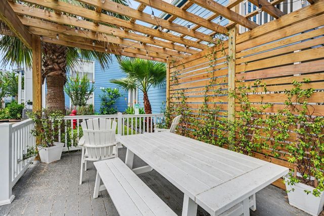 3506 Cove View Boulevard 306, Galveston, TX 77554