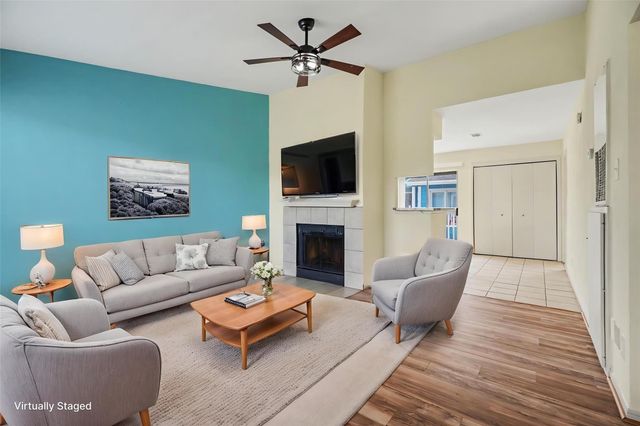 3506 Cove View Boulevard 306, Galveston, TX 77554