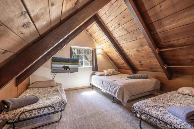 726 Maltby Boulevard, Big Bear City, CA 92314