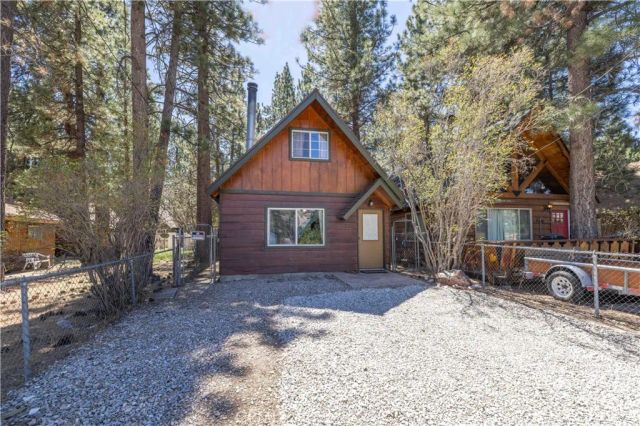 726 Maltby Boulevard, Big Bear City, CA 92314