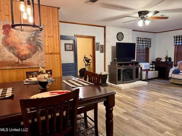 121 Hensley Road, Natchez, MS 39120