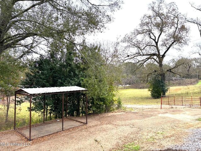 121 Hensley Road, Natchez, MS 39120