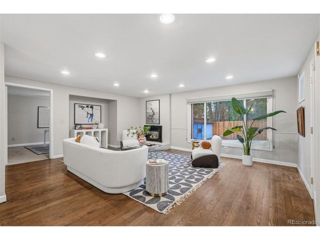 1670 Zenobia St, Denver, CO 80204
