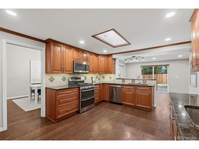 1670 Zenobia St, Denver, CO 80204
