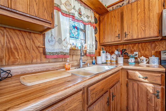 1009 County Road 306a, Rainbow, TX 76077