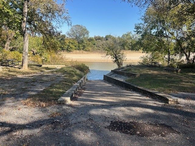 1009 County Road 306a, Rainbow, TX 76077