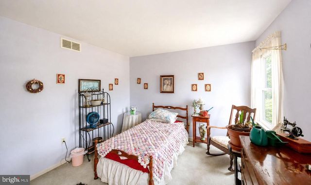 7 GALIE WAY, Royersford, PA 19468