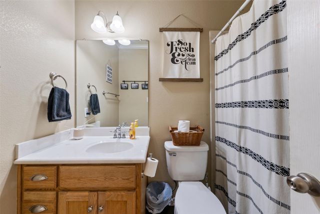 104 Flat Creek Drive, Robinson, TX 76706