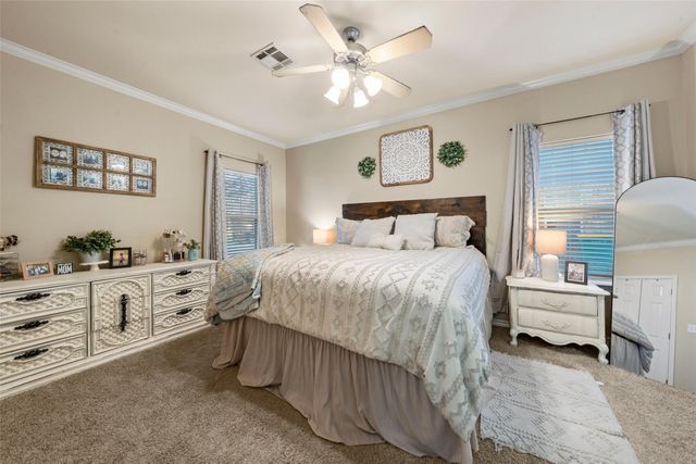 104 Flat Creek Drive, Robinson, TX 76706