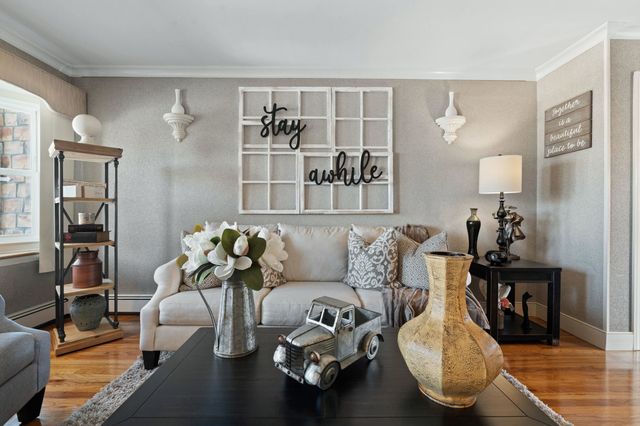 30 SUBURBIA DR, Jc, West Bergen, NJ 07305