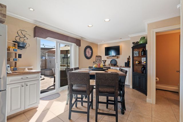 30 SUBURBIA DR, Jc, West Bergen, NJ 07305