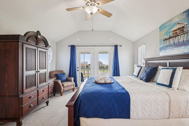 18423 Shaman Drive, Galveston, TX 77554