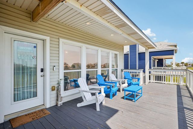 18423 Shaman Drive, Galveston, TX 77554