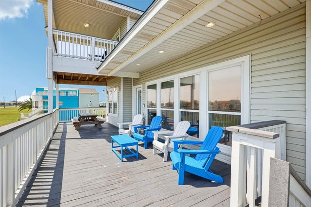 18423 Shaman Drive, Galveston, TX 77554