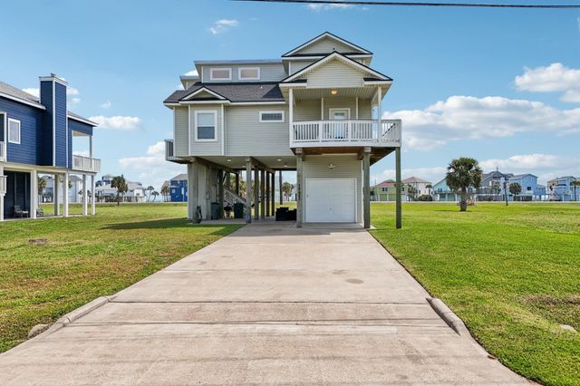 18423 Shaman Drive, Galveston, TX 77554