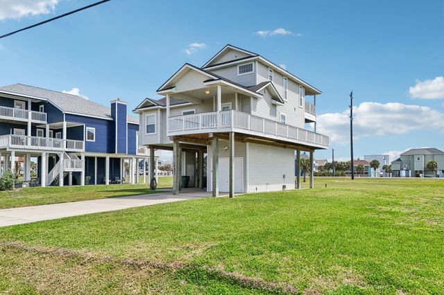 18423 Shaman Drive, Galveston, TX 77554
