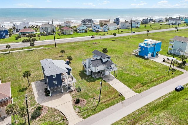 18423 Shaman Drive, Galveston, TX 77554