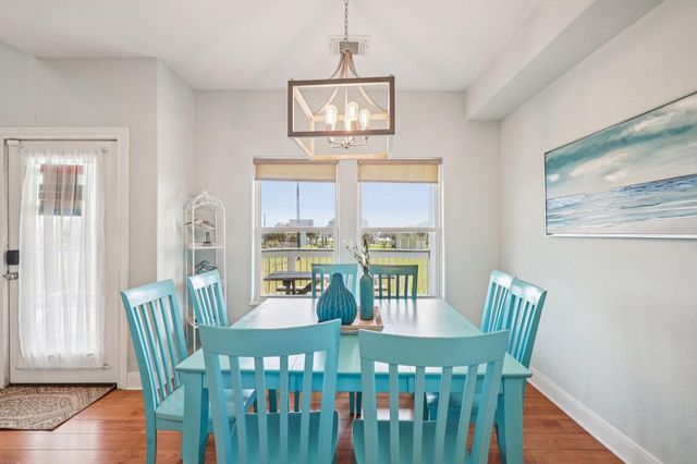 18423 Shaman Drive, Galveston, TX 77554