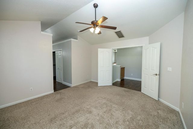 1045 Cedar Ridge Dr, Turlock, CA 95382