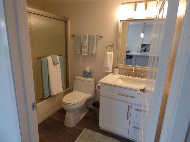 1115 Pearl Street 6, La Jolla, CA 92037