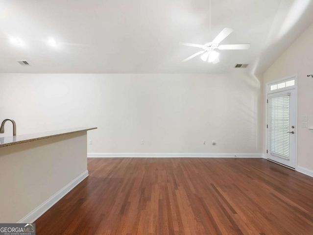2623 Grapevine Circle 602, Cumming, GA 30041
