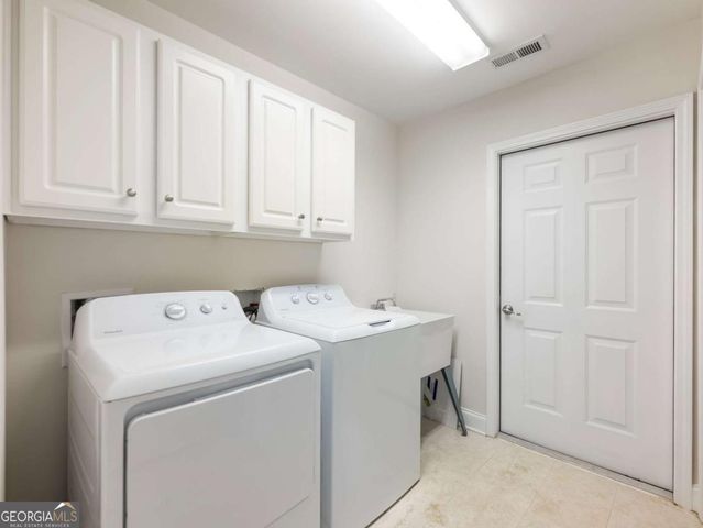 2623 Grapevine Circle 602, Cumming, GA 30041