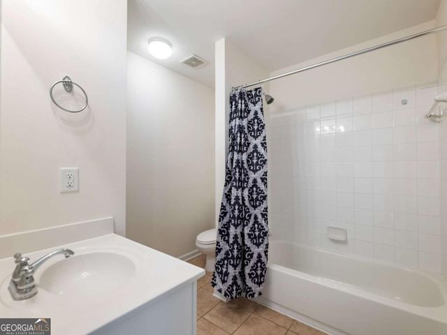 2623 Grapevine Circle 602, Cumming, GA 30041