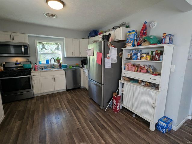 18189 State Road 331, Tippecanoe, IN 46570