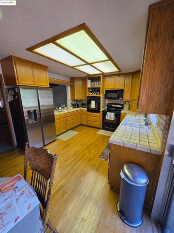 20704 Point View, Groveland, CA 95321