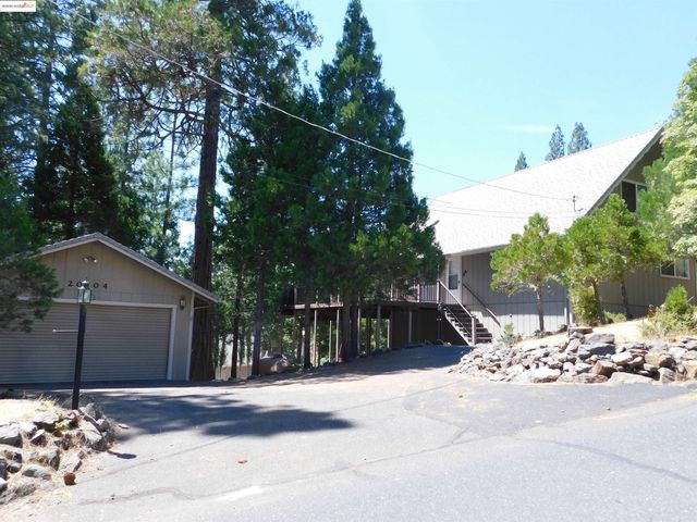 20704 Point View, Groveland, CA 95321