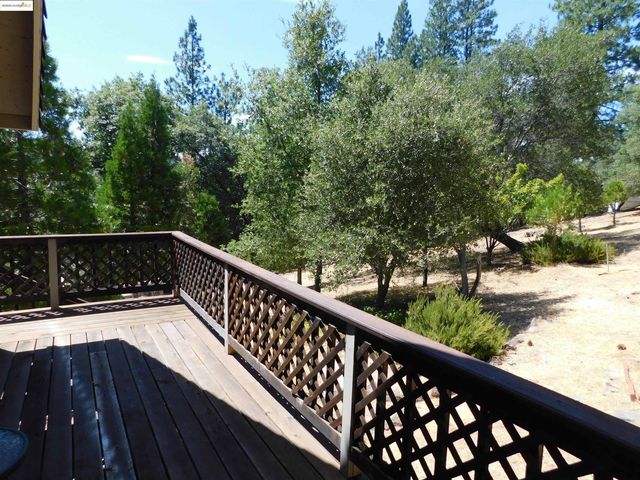 20704 Point View, Groveland, CA 95321