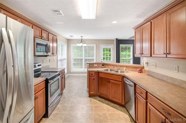 1975 Regent Road, Prattville, AL 36066