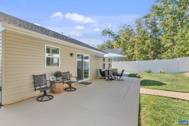 27 PINE KNOT DR, Palmyra, VA 22963