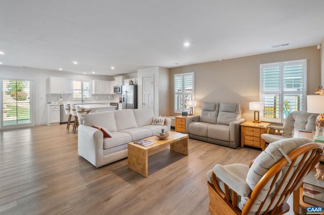 27 PINE KNOT DR, Palmyra, VA 22963