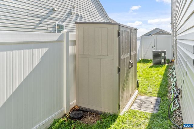 27 PINE KNOT DR, Palmyra, VA 22963