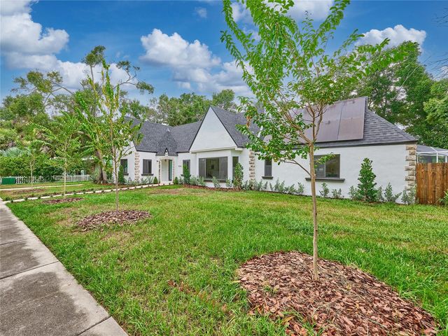 5209 2ND AVENUE N, St Petersburg, FL 33710