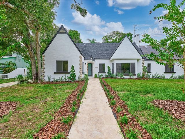 5209 2ND AVENUE N, St Petersburg, FL 33710