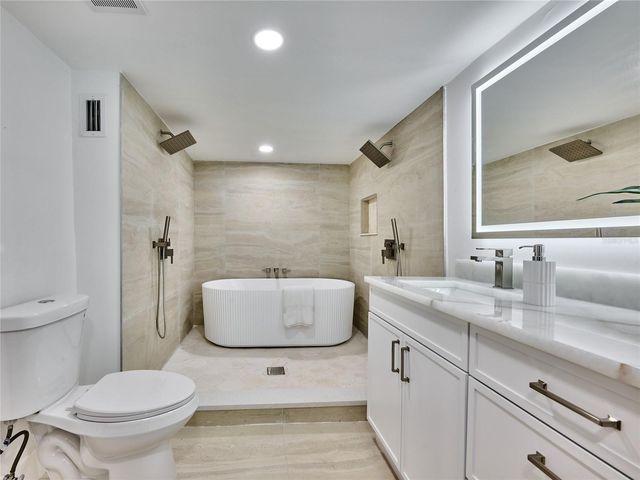 5209 2ND AVENUE N, St Petersburg, FL 33710