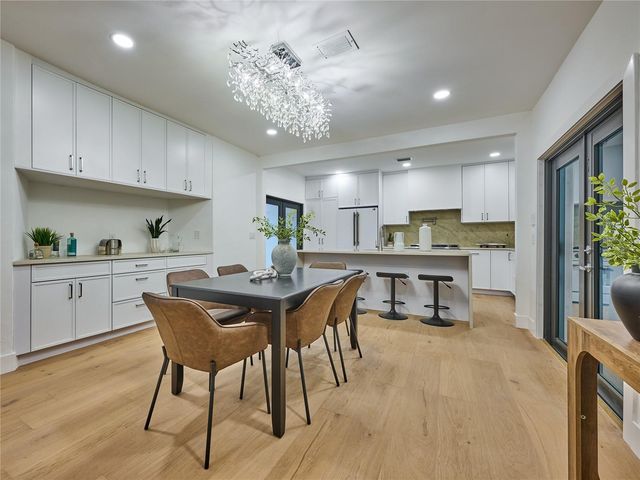 5209 2ND AVENUE N, St Petersburg, FL 33710