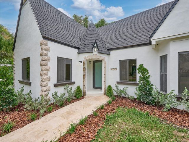 5209 2ND AVENUE N, St Petersburg, FL 33710